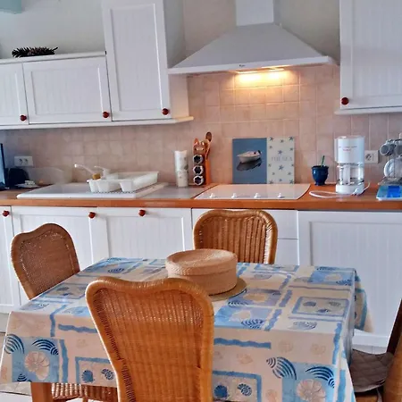 Renove Avec Loggia Et Parking, Proche De La A - Fr-1-387-144 Lejlighed Marseillan (Herault)
