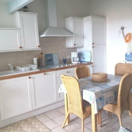 Renove Avec Loggia Et Parking, Proche De La A - Fr-1-387-144 Apartament *