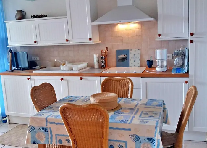Renove Avec Loggia Et Parking, Proche De La A - Fr-1-387-144 Lejlighed Marseillan (Herault)